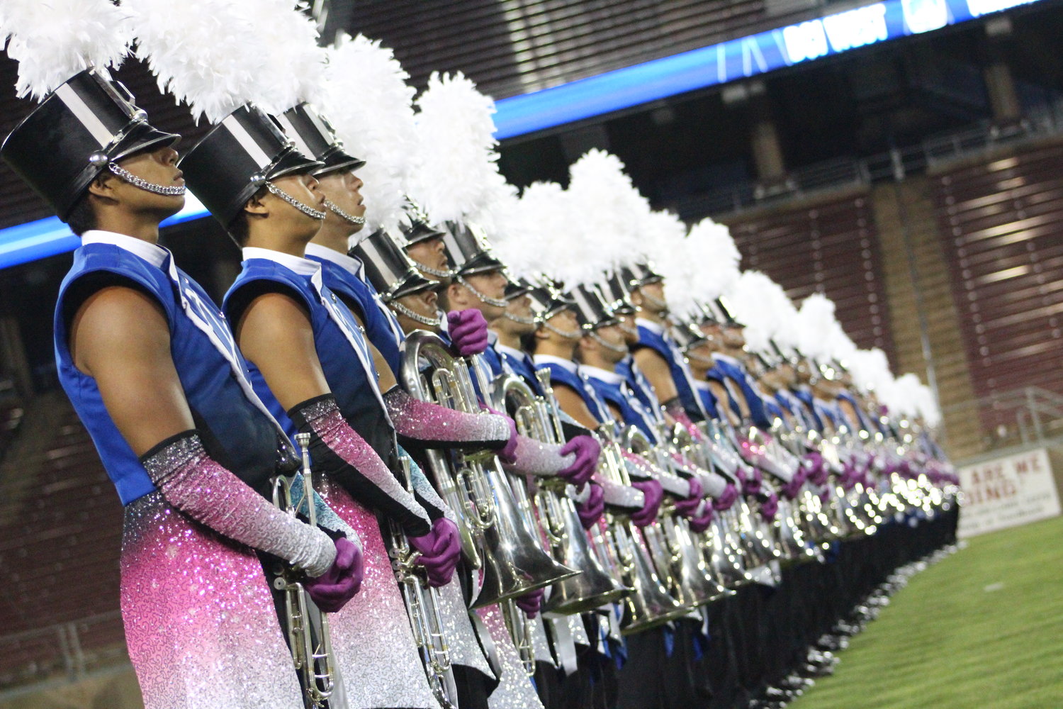 The Blue Devils join Team Seavine with The Hornline Gloves!